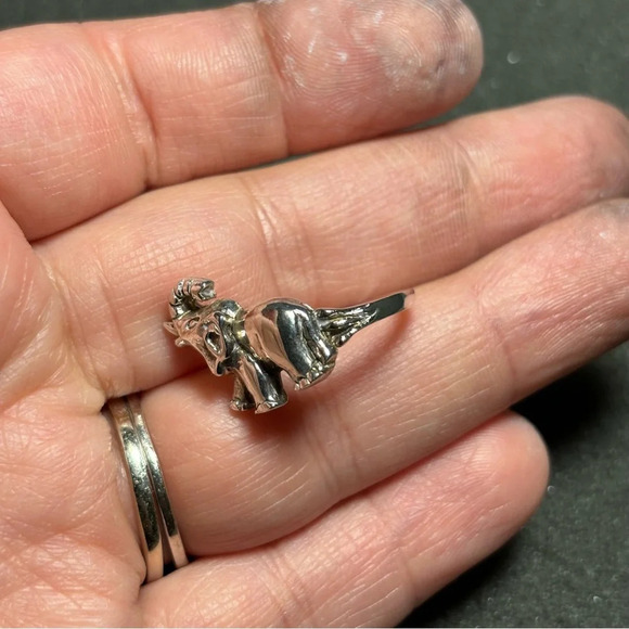 Sterling Silver 925 Elephant Statement Women’s Ring Size 9.5 - Picture 3 of 10